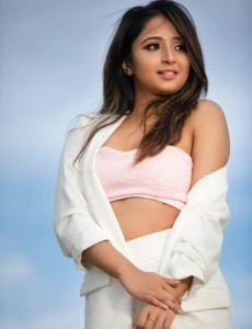 Lakhnadon call girls